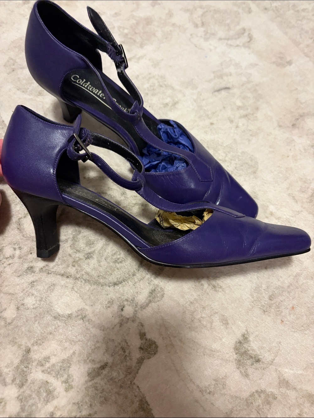 Coldwater Creek Women's Deep Purple Leather T-Strap Low Heels - Picture 2 of 3